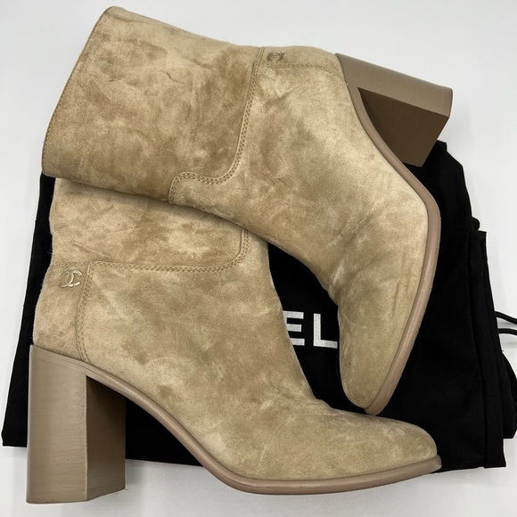 Chanel Suede Ankle Boots - PRICE FIRM - Picture 3 of 8
